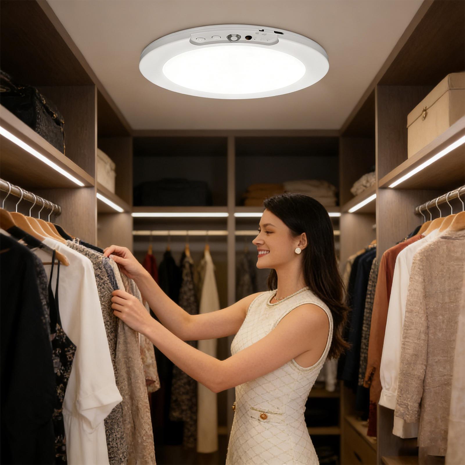 Lampe de Plafond Sans Fil à Dé - Motion Sensor Light avis et prix